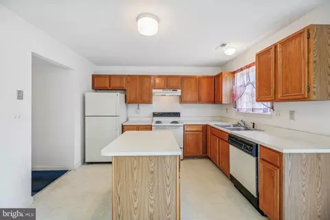 Kitchen - 1529 Cathead Dr, Arnold, MD 21012 photo 1 of 3