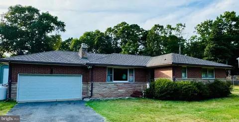 8400 Maryland Rd, Pasadena, MD 21122