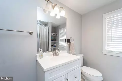 Bath - 149 Riviera Dr, Pasadena, MD 21122 photo 2 of 2
