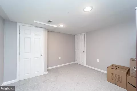 Bedroom - 149 Riviera Dr, Pasadena, MD 21122 photo 4 of 9