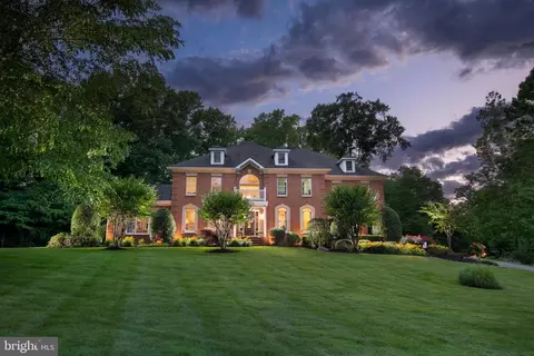 9 Perder Ln, Edgewater, MD 21037