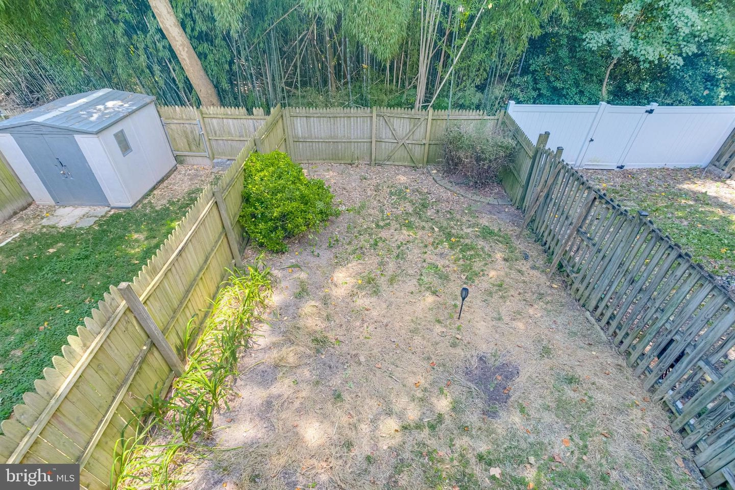 Exterior - 1089 Holmespun Dr, Pasadena, MD 21122 photo 3 of 4