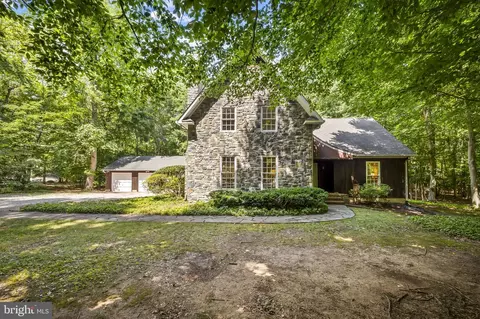 634 Pinewood Dr, Annapolis, MD 21401