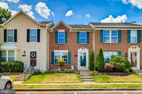 2702 Summers Ridge Dr, Odenton, MD 21113