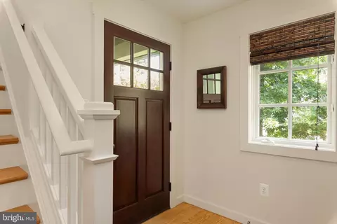 Entry Way - 2915 Edgewater Dr, Edgewater, MD 21037 photo 1 of 5