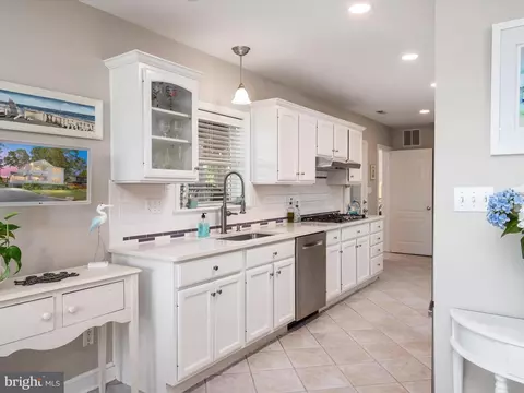 3736 1st Ave, Edgewater, MD 21037 photo 10