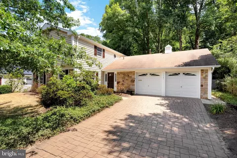 1707 Usher Pl, Crofton, MD 21114