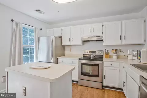 1622 Fallowfield Ct, Crofton, MD 21114 photo 6