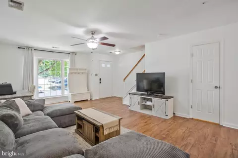 1622 Fallowfield Ct, Crofton, MD 21114 photo 11