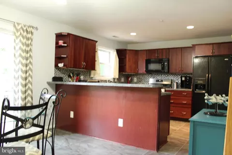 752 Pine Valley Dr, Arnold, MD 21012 photo 5