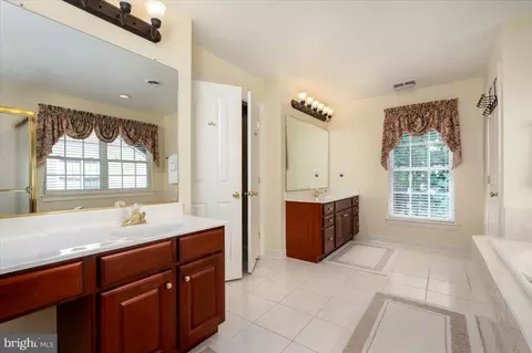 8265 Green Ice Dr, Pasadena, MD 21122 photo 31