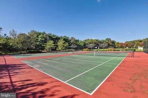 8265 Green Ice Dr, Pasadena, MD 21122 photo 55