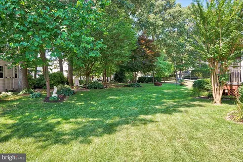 8265 Green Ice Dr, Pasadena, MD 21122 photo 50