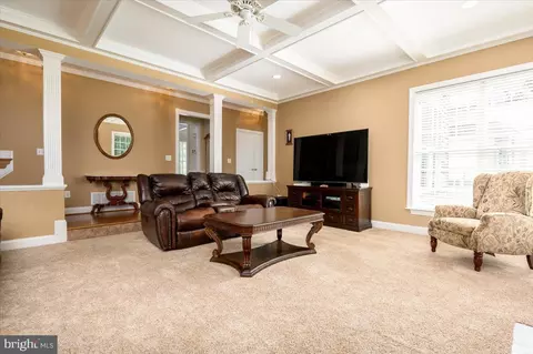 8265 Green Ice Dr, Pasadena, MD 21122 photo 11