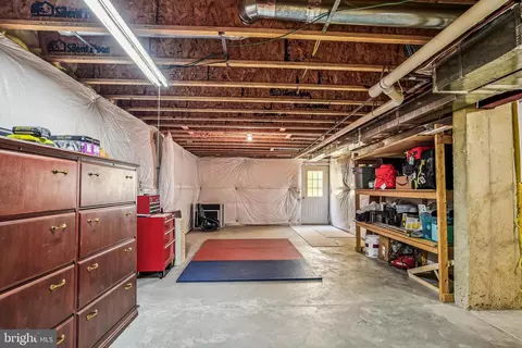 8265 Green Ice Dr, Pasadena, MD 21122 photo 42