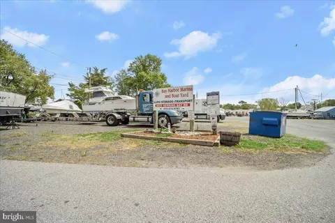 Exterior - 5805 Flood Ave, Deale, MD 20751 photo 23 of 30