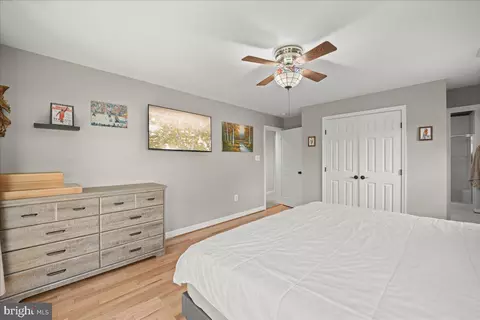 Bedroom - 5805 Flood Ave, Deale, MD 20751 photo 3 of 7