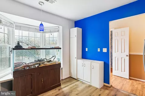 Entry Way - 1003 Murdoch Ct, Crofton, MD 21114 photo 4 of 7
