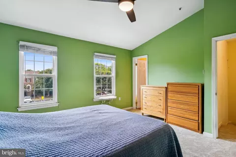 Bedroom - 1003 Murdoch Ct, Crofton, MD 21114 photo 1 of 10