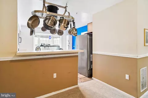 Kitchen - 1003 Murdoch Ct, Crofton, MD 21114 photo 4 of 4