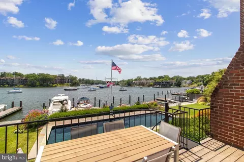 2 Market Quay, Annapolis, MD 21401