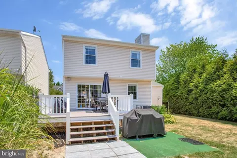 Exterior - 968 Redgate Ct, Pasadena, MD 21122 photo 5 of 6