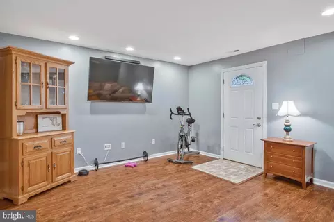 Other - 968 Redgate Ct, Pasadena, MD 21122 photo 6 of 8