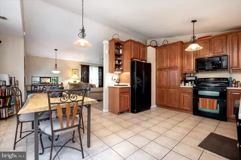 773 207th St, Pasadena, MD 21122 photo 6