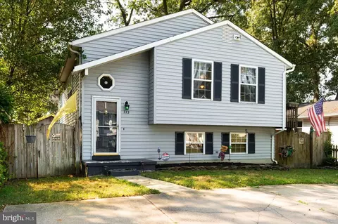 773 207th St, Pasadena, MD 21122 photo 2