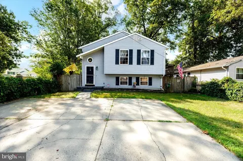 773 207th St, Pasadena, MD 21122