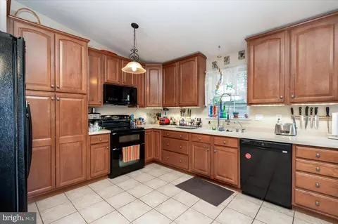 773 207th St, Pasadena, MD 21122 photo 8