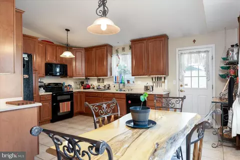 773 207th St, Pasadena, MD 21122 photo 7