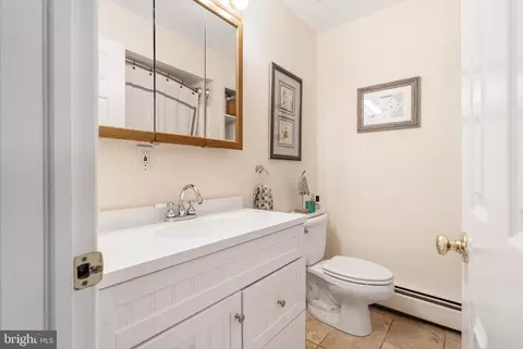 Entry Way - 1635 Ridout Rd, Annapolis, MD 21409 photo 2 of 3