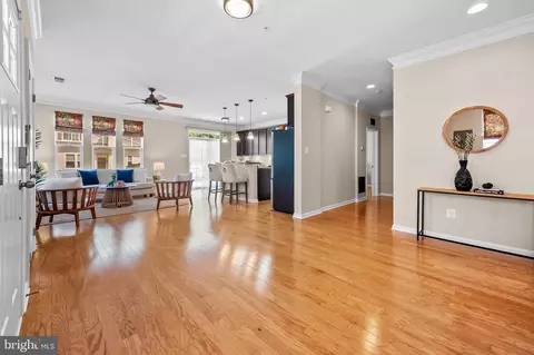 Entry Way - 7913 Charles Ct, Pasadena, MD 21122 photo 2 of 6