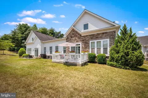Exterior - 7913 Charles Ct, Pasadena, MD 21122 photo 3 of 5