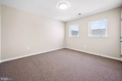 Bedroom - 7913 Charles Ct, Pasadena, MD 21122 photo 5 of 6