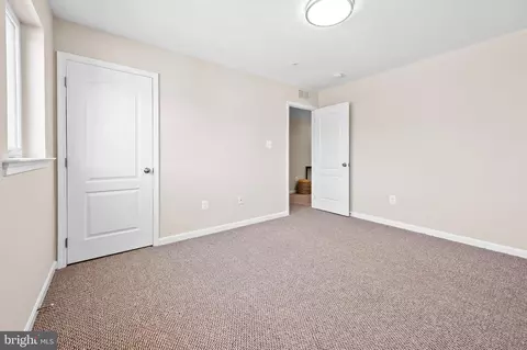 Bedroom - 7913 Charles Ct, Pasadena, MD 21122 photo 4 of 6