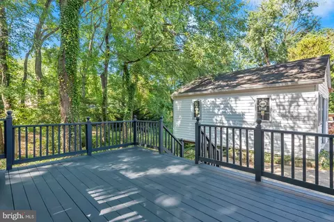 Exterior - 6 2nd St, Annapolis, MD 21401 photo 10 of 11