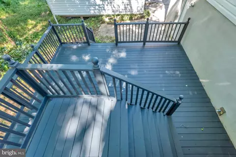 Exterior - 6 2nd St, Annapolis, MD 21401 photo 3 of 11