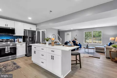 Kitchen - 6 2nd St, Annapolis, MD 21401 photo 3 of 6