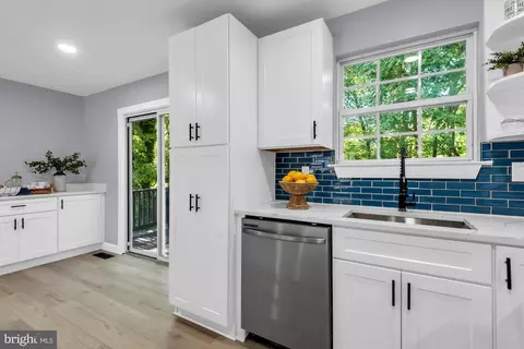 Kitchen - 6 2nd St, Annapolis, MD 21401 photo 6 of 6