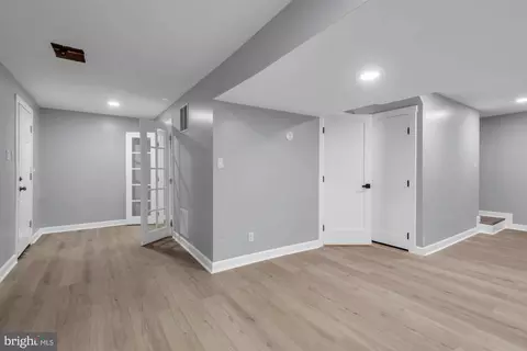 Entry Way - 6 2nd St, Annapolis, MD 21401 photo 11 of 11