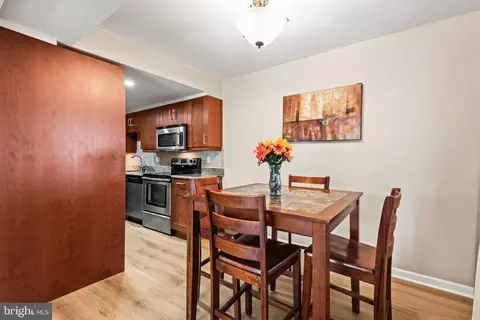 1912 Topango Pl #B, Crofton, MD 21114 photo 9
