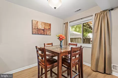 1912 Topango Pl #B, Crofton, MD 21114 photo 8