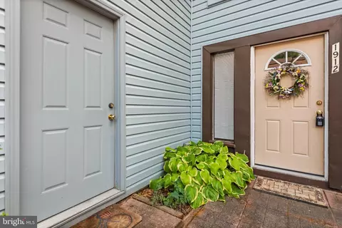 1912 Topango Pl #B, Crofton, MD 21114 photo 2