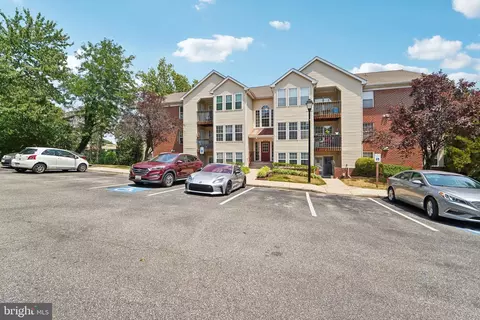 300 Juneberry Way #1C, Glen Burnie, MD 21061