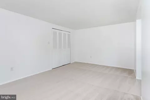 Living - 1713 Gaffney Ct, Crofton, MD 21114 photo 8 of 8