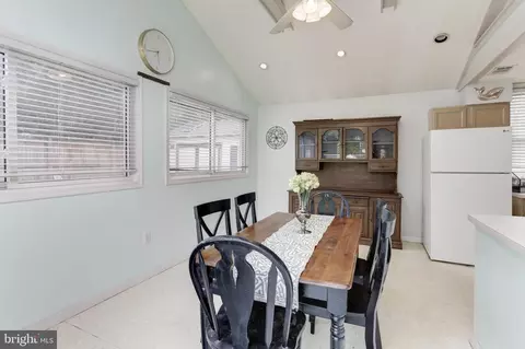 317 Bayview Dr, Edgewater, MD 21037 photo 15
