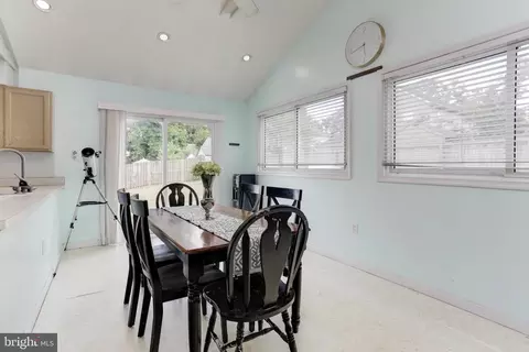 317 Bayview Dr, Edgewater, MD 21037 photo 13