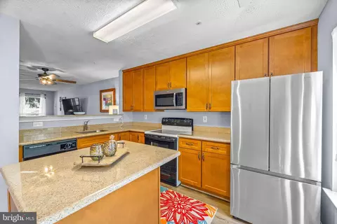 Kitchen - 1616 Fallowfield Ct, Crofton, MD 21114 photo 3 of 3